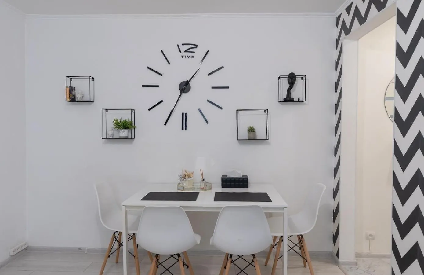 Flat 24 On Lesi Ukrainki 12 With 1 Bedroom Κίεβο 0*,